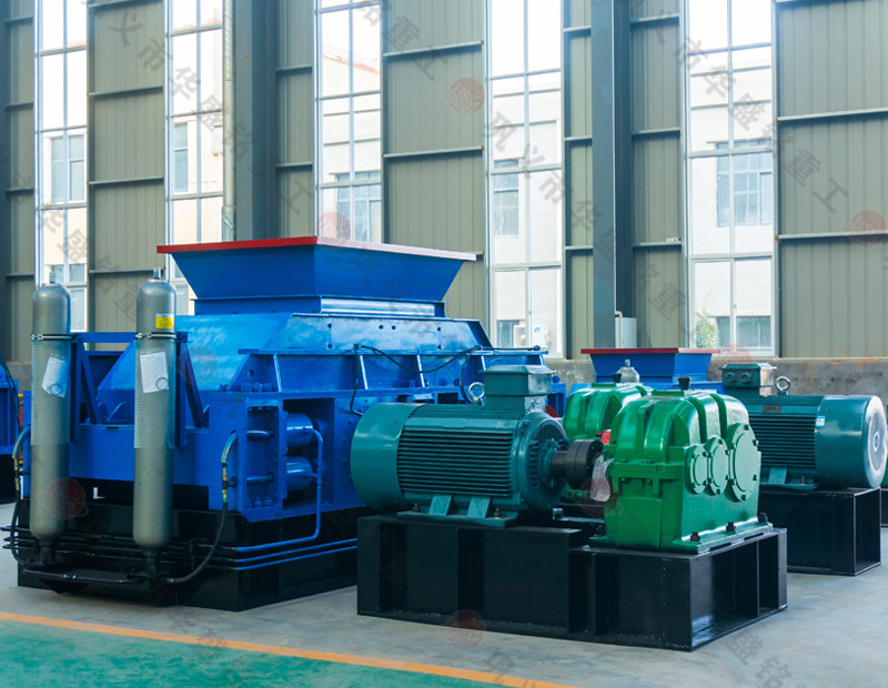 如何選擇自己需要的小型對(duì)輥制砂機(jī)？