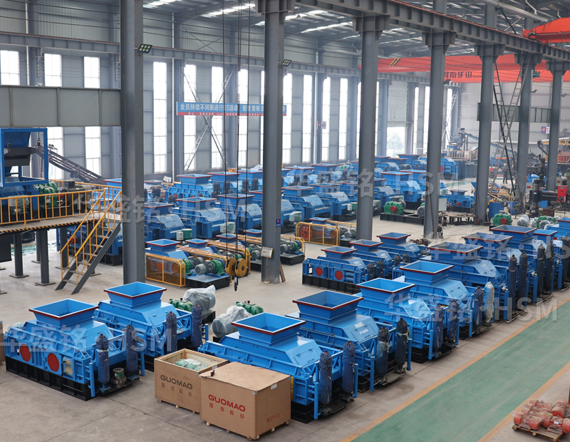 選擇良好高產(chǎn)對(duì)輥制砂機(jī)，鵝卵石破碎不成問(wèn)題